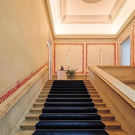 The One Palacio Da Anunciada 5*