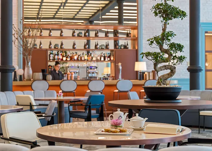 The One Palacio Da Anunciada Hotel 5*