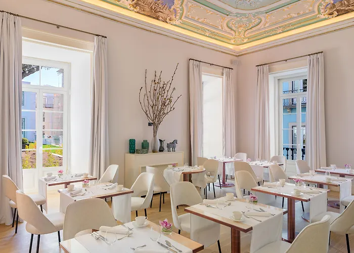 The One Palacio Da Anunciada 5*