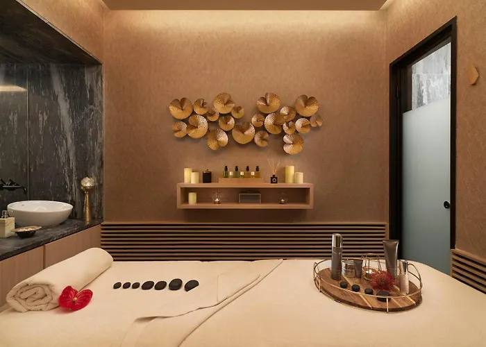 Otel The One Palacio Da Anunciada 5*