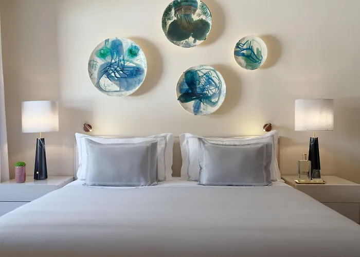 Hotel The One Palacio Da Anunciada 5*