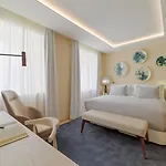 The One Palacio Da Anunciada 5*