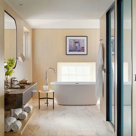 The One Palacio Da Anunciada 酒店