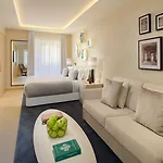 The One Palacio Da Anunciada 5* Lisbon
