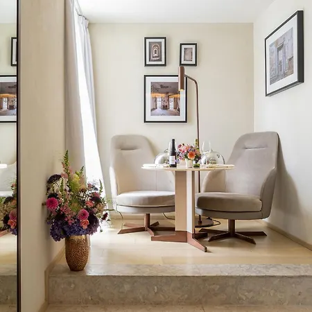 The One Palacio Da Anunciada Hotel 5*