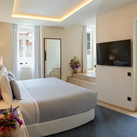 The One Palacio Da Anunciada 5* Lissabon
