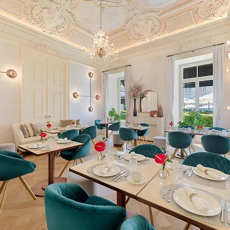 Hotel The One Palacio Da Anunciada 5*