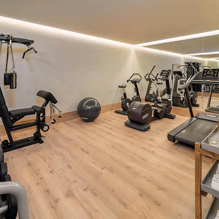 The One Palacio Da Anunciada Hotel