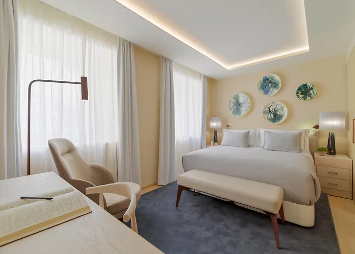 The One Palacio Da Anunciada 5*