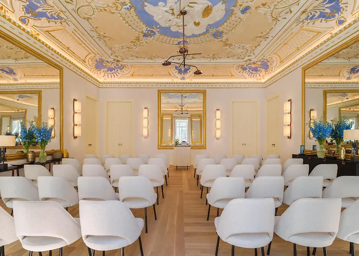 The One Palacio Da Anunciada Szálloda