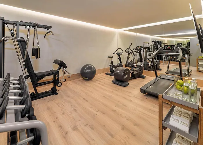 The One Palacio Da Anunciada Hotel